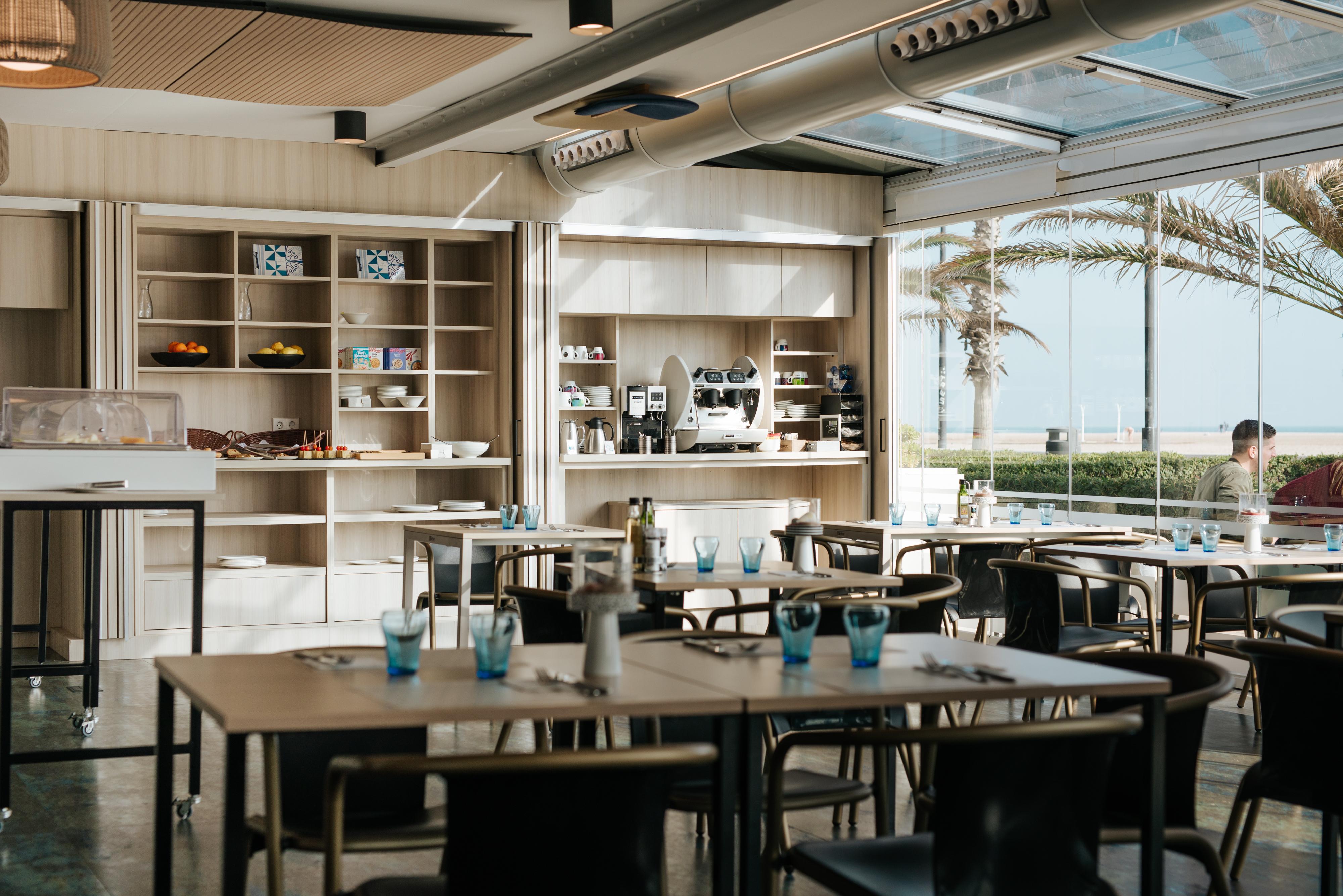 Neptuno Playa & Hotel Valenza